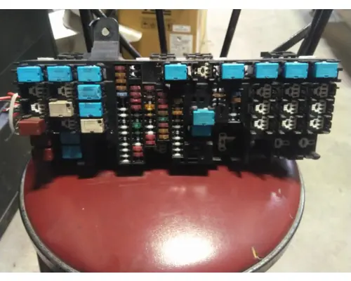 HINO 268 FUSE BOX