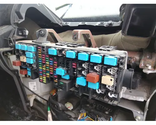 HINO 268 FUSE BOX