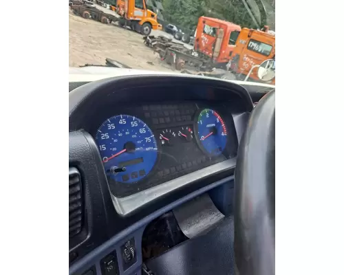 HINO 268 GAUGE CLUSTER