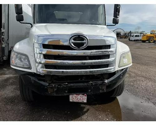 HINO 268 Grille