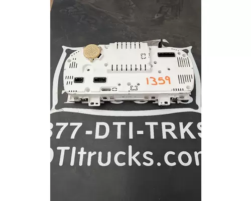 HINO 268 Instrument Cluster