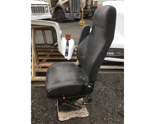 HINO 268 SEAT, FRONT