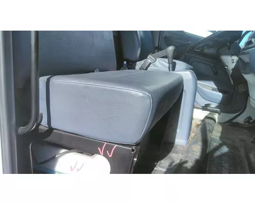 HINO 268 SEAT, FRONT