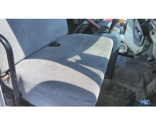 HINO 268 SEAT, FRONT