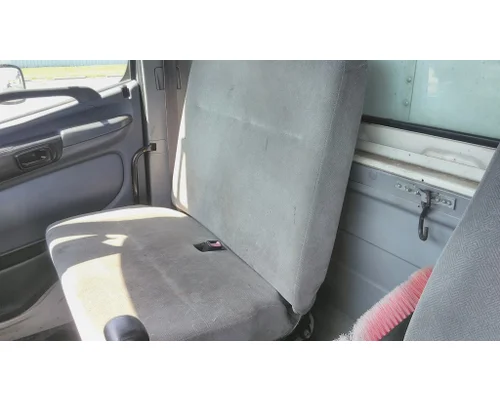 HINO 268 SEAT, FRONT