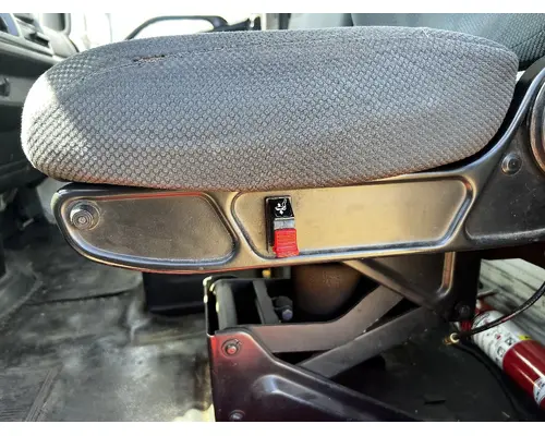 HINO 268 Seat, Front