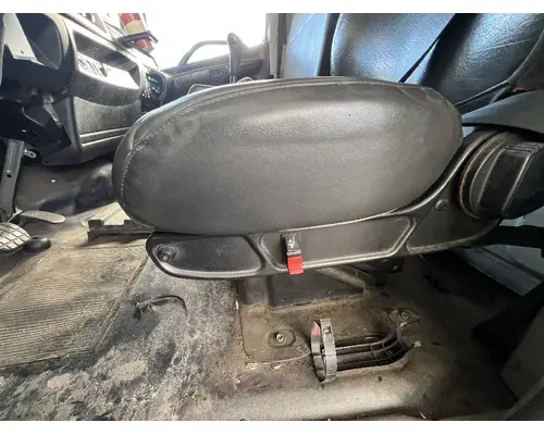 HINO 268 Seat, Front