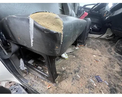 HINO 268 Seat, Front