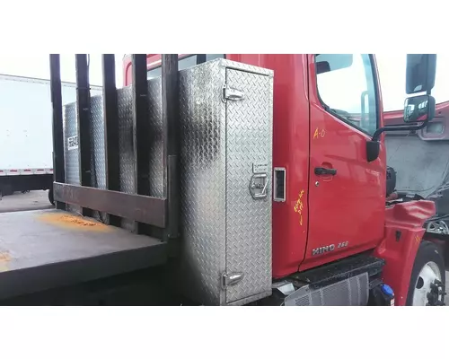 HINO 268 TOOL BOX