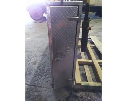 HINO 268 TOOL BOX