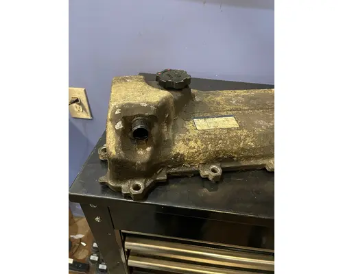 HINO 268 Valve Cover