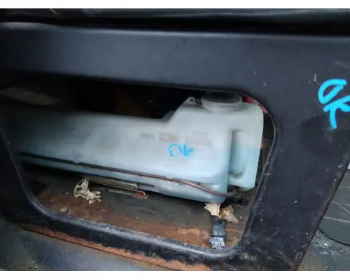 HINO 268 WINDSHIELD WASHER RESERVOIR