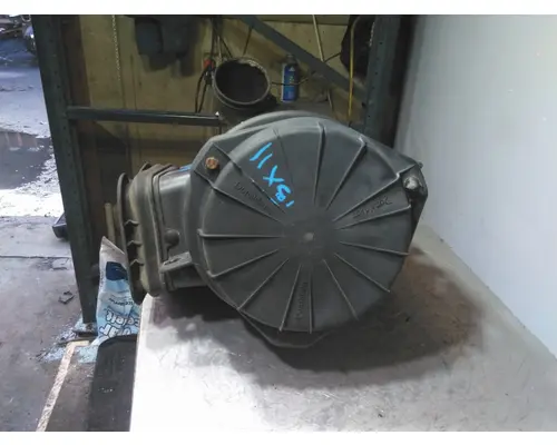 HINO 338 AIR CLEANER