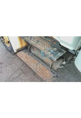 HINO 338 CAB STEP
