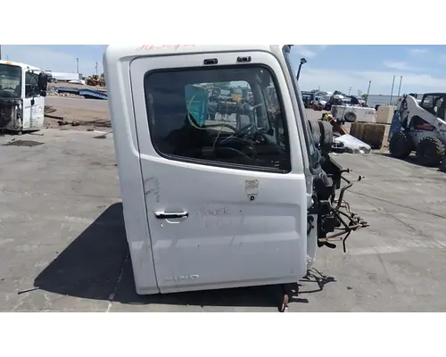 HINO 338 CAB