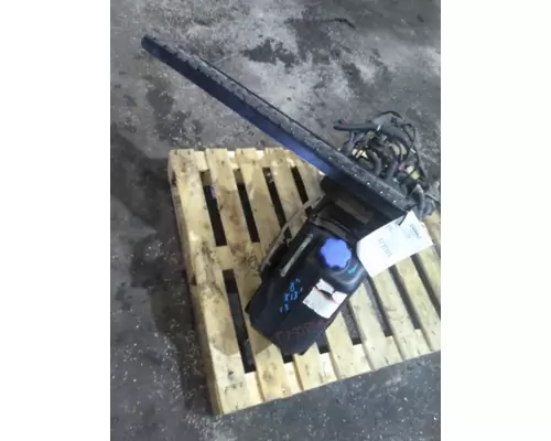 HINO 338 DEF TANK