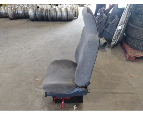 HINO 338 SEAT, FRONT