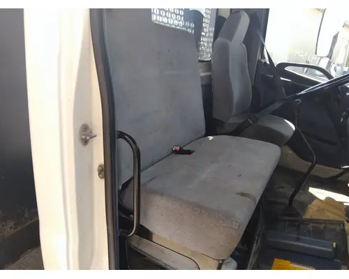 HINO 338 SEAT, FRONT