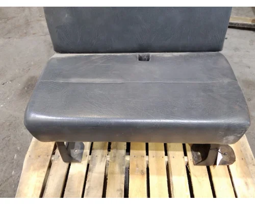 HINO 338 SEAT, FRONT