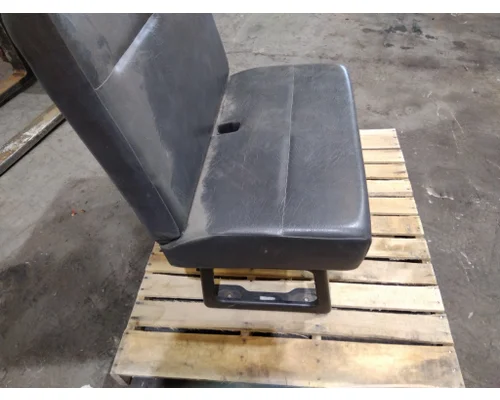 HINO 338 SEAT, FRONT