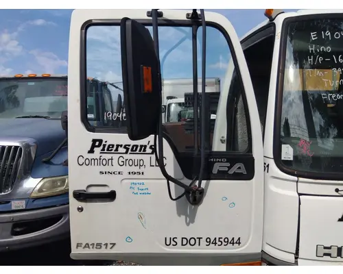 HINO FA DOOR ASSEMBLY, FRONT
