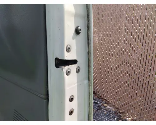 HINO FA DOOR ASSEMBLY, FRONT