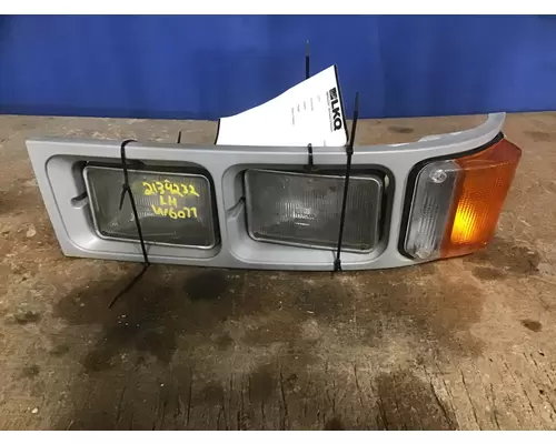 HINO FB HEADLAMP ASSEMBLY