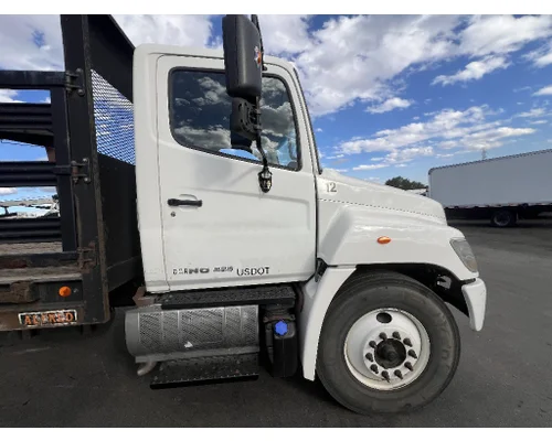 HINO FE Cab
