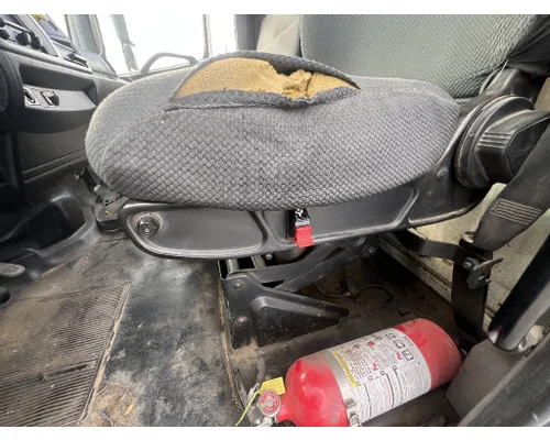 HINO FE Seat, Front