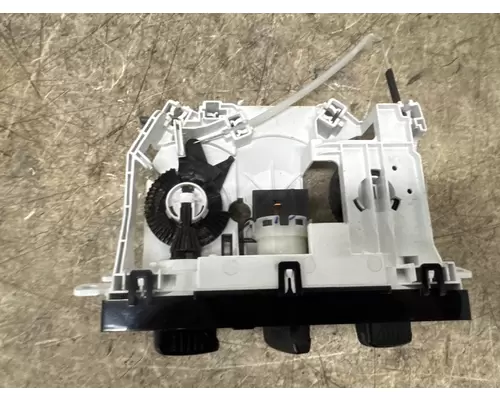 HINO HINO 155 Temperature Control