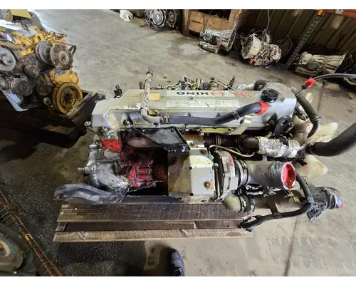 HINO J08E-TA Engine Assembly