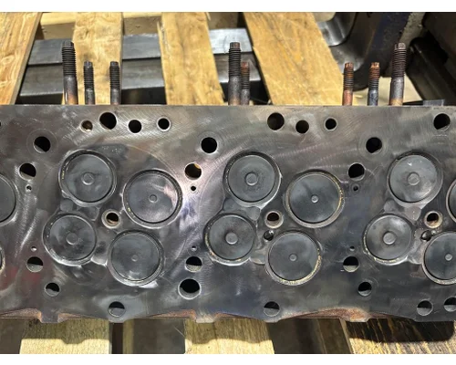 HINO J08E-VB Cylinder Head