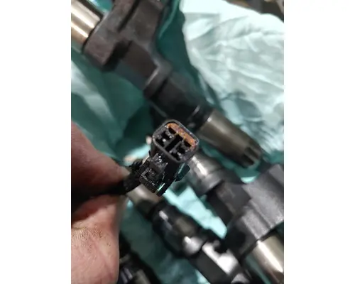 HINO J08 Fuel Injector