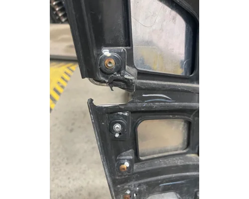 HINO L6 Grille