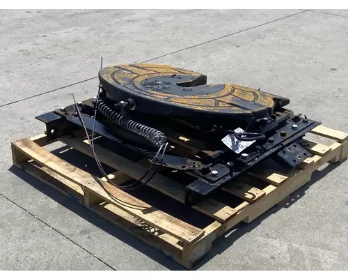 HOLLAND 579 Fifth Wheel