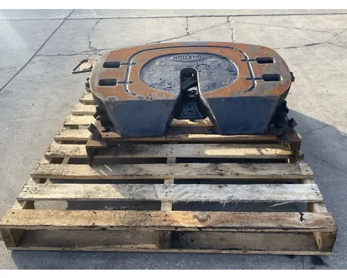 HOLLAND 587 Fifth Wheel