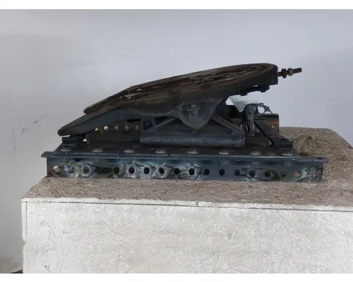 HOLLAND AIR SLIDE FIFTH WHEEL