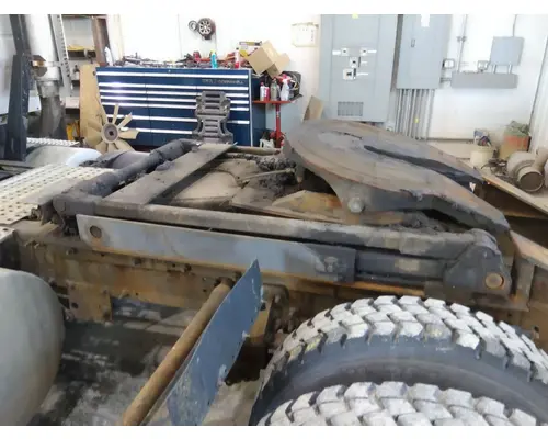 HOLLAND AIR SLIDE FIFTH WHEEL