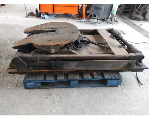 HOLLAND AIR SLIDE FIFTH WHEEL