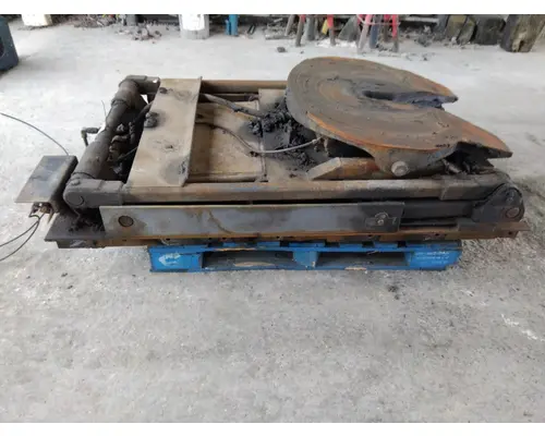 HOLLAND AIR SLIDE FIFTH WHEEL