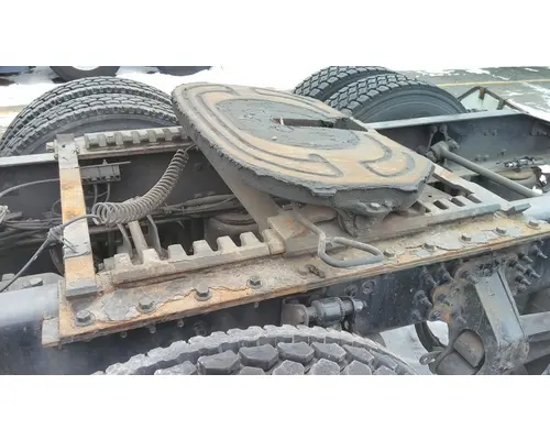 HOLLAND AIR SLIDE FIFTH WHEEL