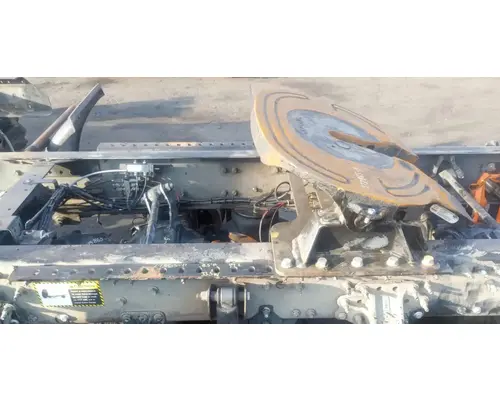 HOLLAND CXU613 Fifth Wheel