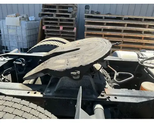 HOLLAND Cascadia 113 Fifth Wheel