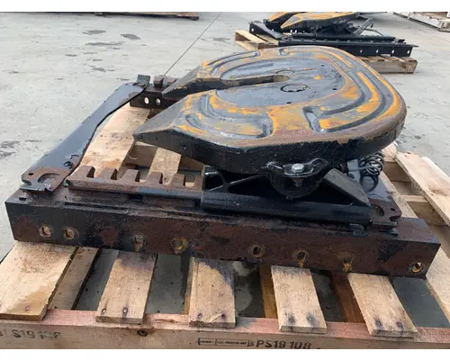 HOLLAND FW17 Fifth Wheel