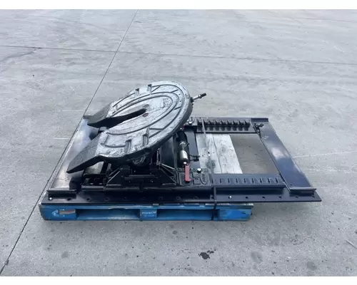 HOLLAND FW35 Fifth Wheel