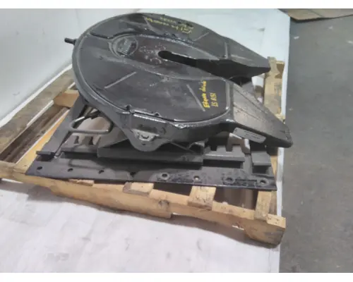 HOLLAND MANUAL SLIDE Fifth Wheel