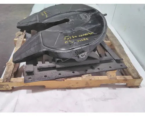 HOLLAND MANUAL SLIDE Fifth Wheel