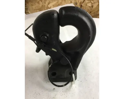HOLLAND MIsc TRAILER HITCH