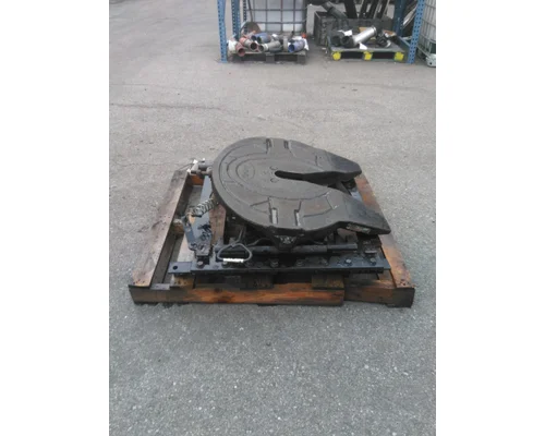 HOLLAND STATIONARY FIFTH WHEEL