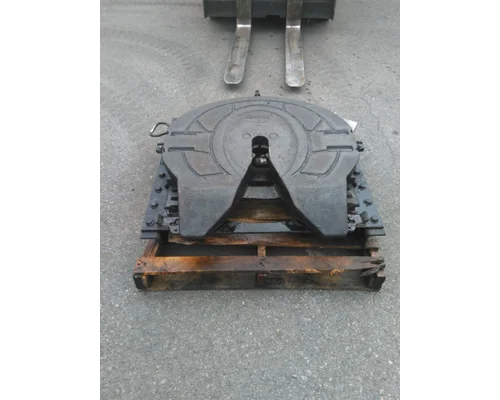 HOLLAND STATIONARY FIFTH WHEEL